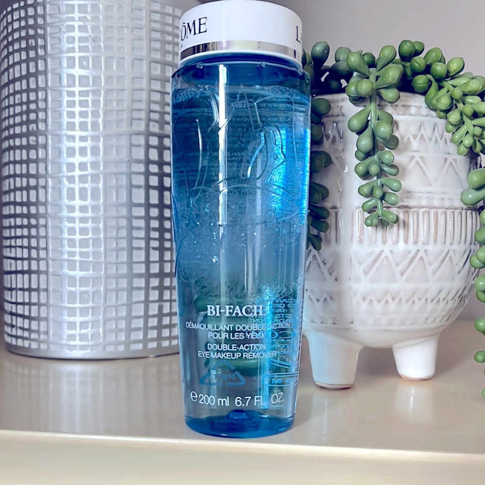 Lancome bi-facil makeup remover